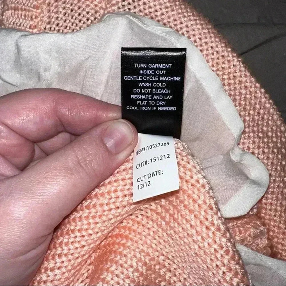 NWT Torrid Women's Lightweight Open Knit Sweater Peach Size 1 - Picture 8 of 8